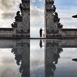 Meet your Posher, Lika